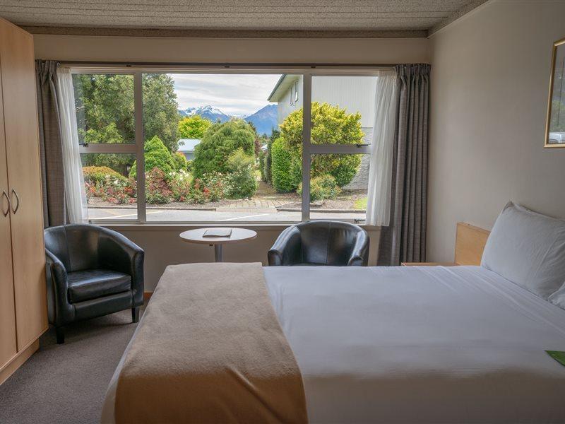 Kingsgate Hotel 3*